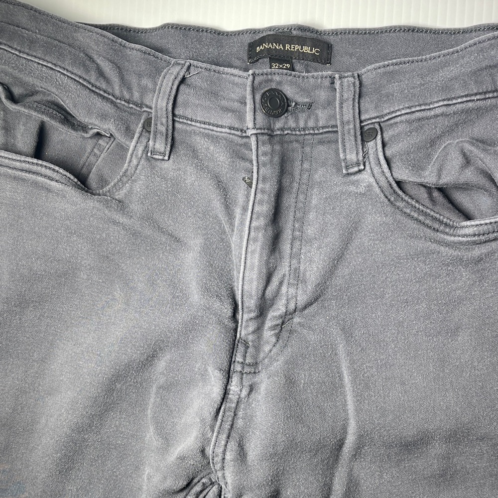 Banana Republic Men's Slim Jeans in Gray